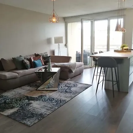 Emilie Apartment *